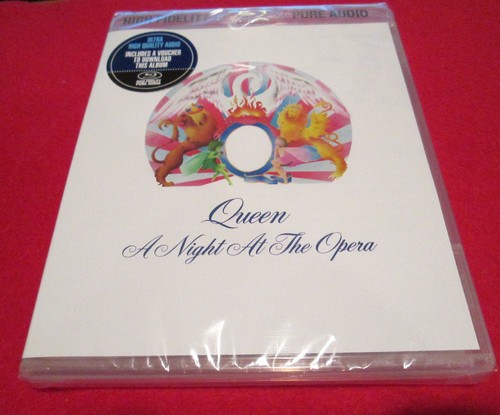 Queen night the opera - at,